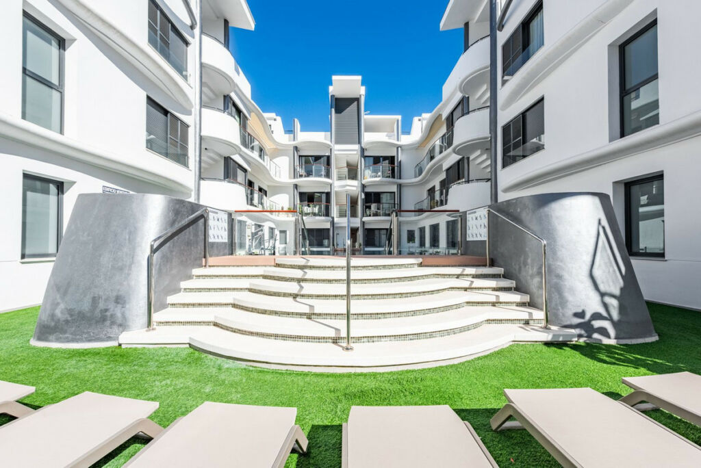 Middle Floor Apartment Estepona Málaga - image 25