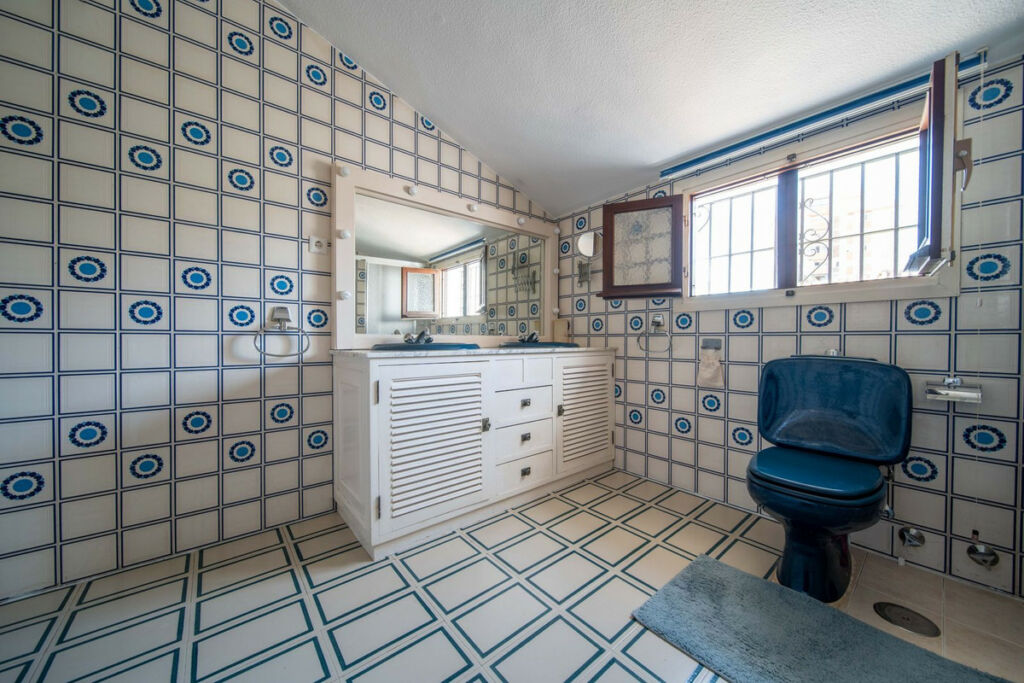 Detached Villa Fuengirola Málaga - image 25