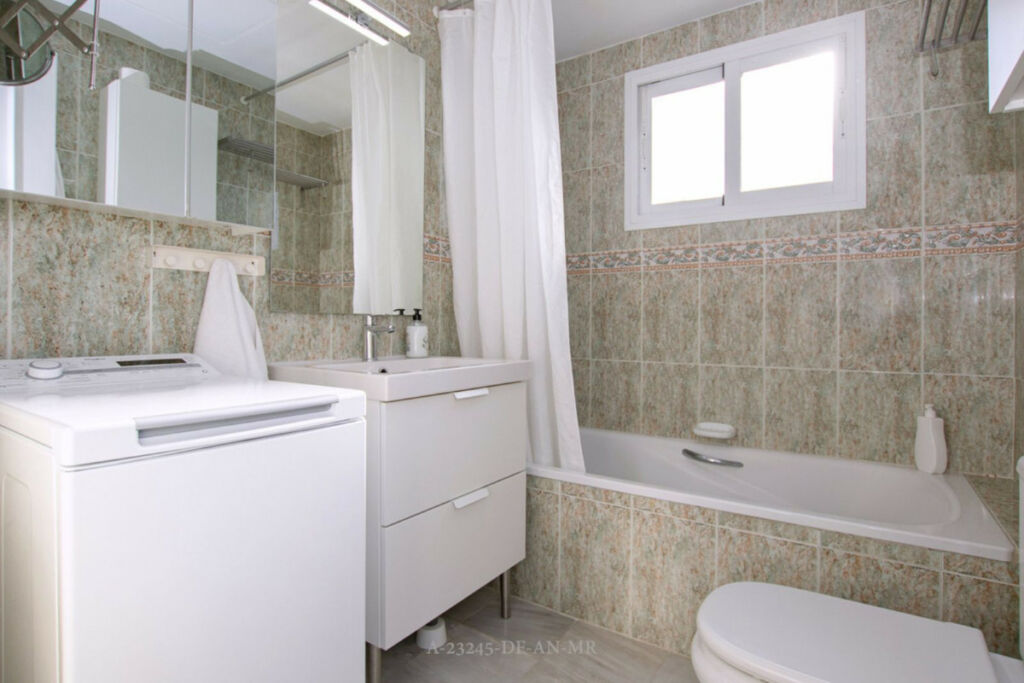Middle Floor Apartment Miraflores Málaga - image 23