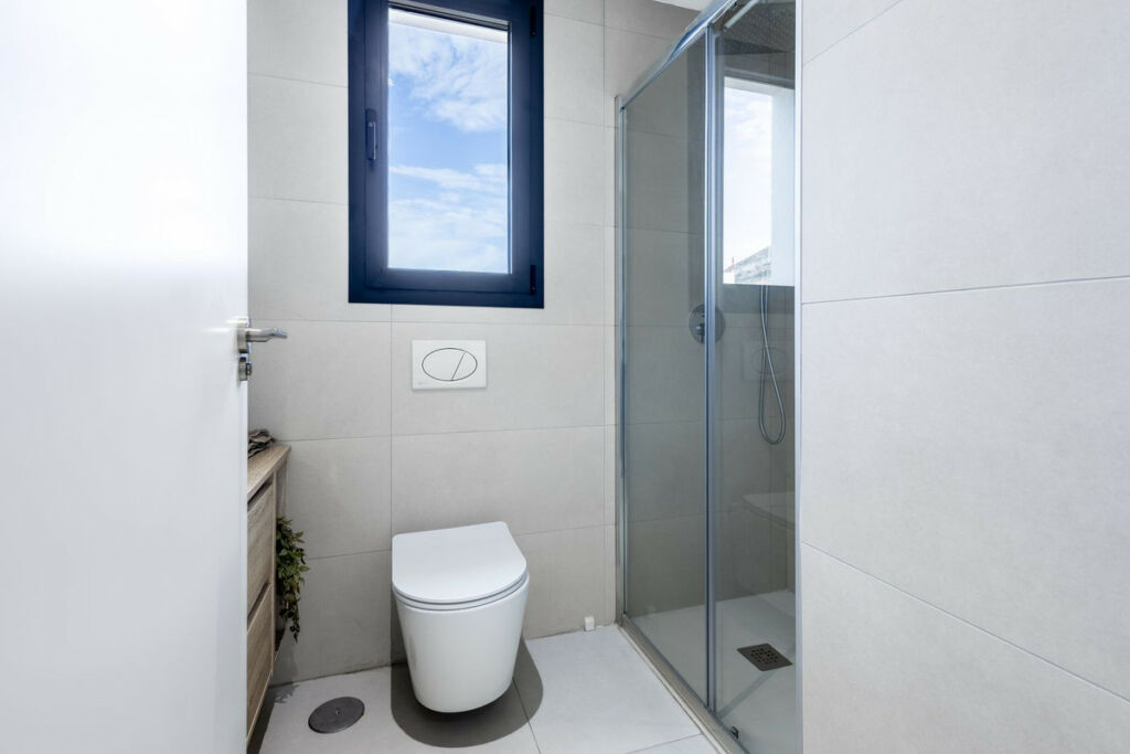 Middle Floor Apartment Higueron Málaga - image 25