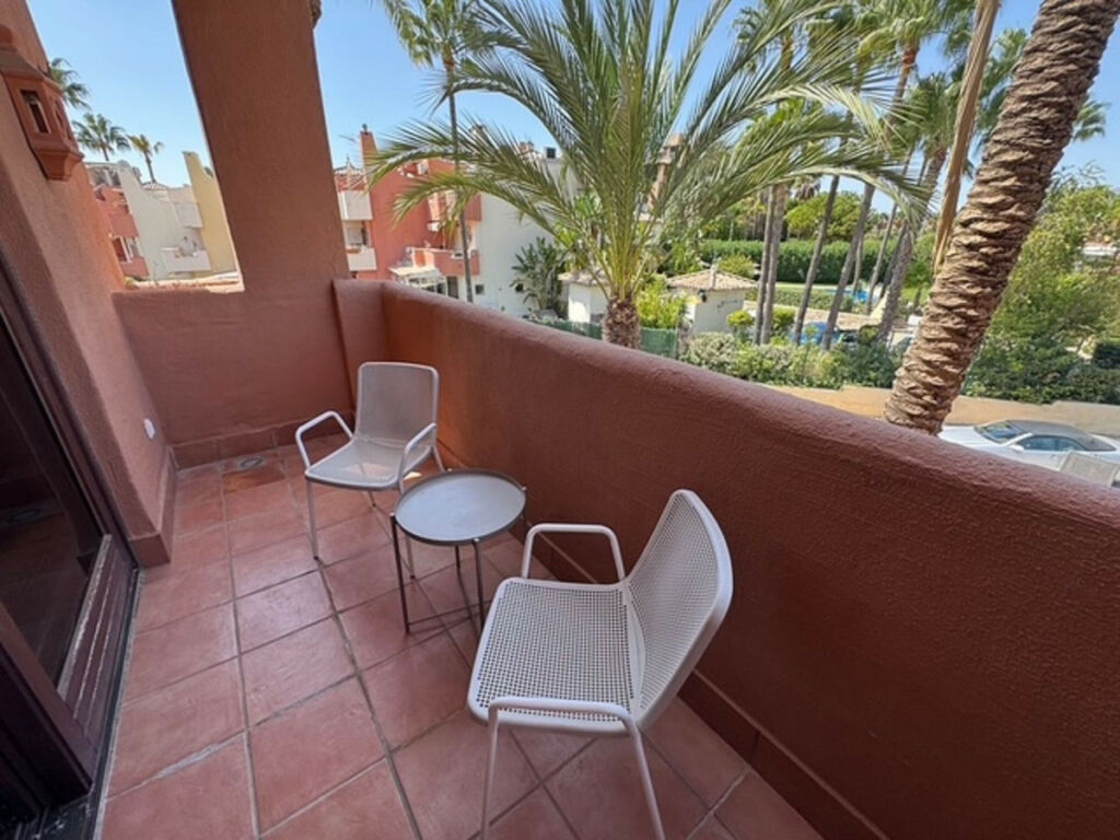 Middle Floor Apartment New Golden Mile Málaga - image 25