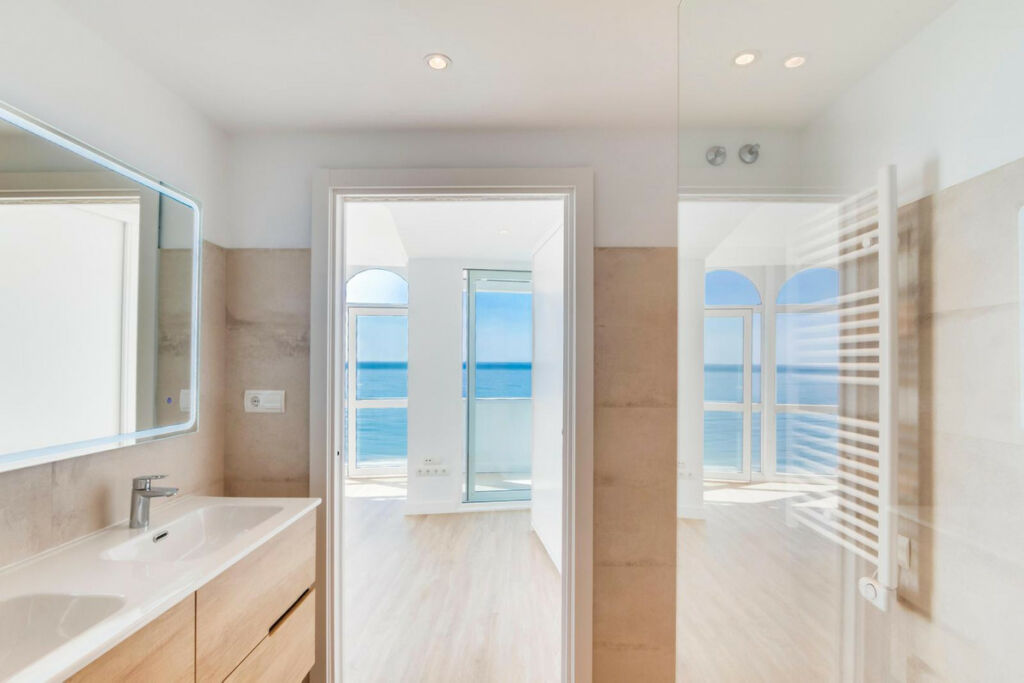 Penthouse Estepona Málaga - image 25