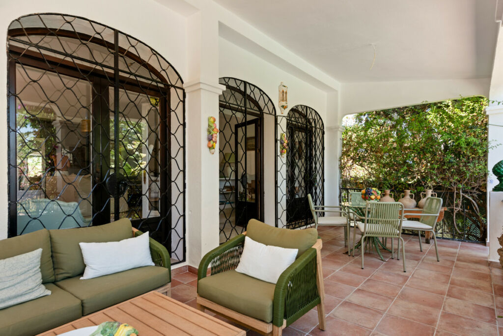 Detached Villa Nueva Andalucía Málaga - image 25