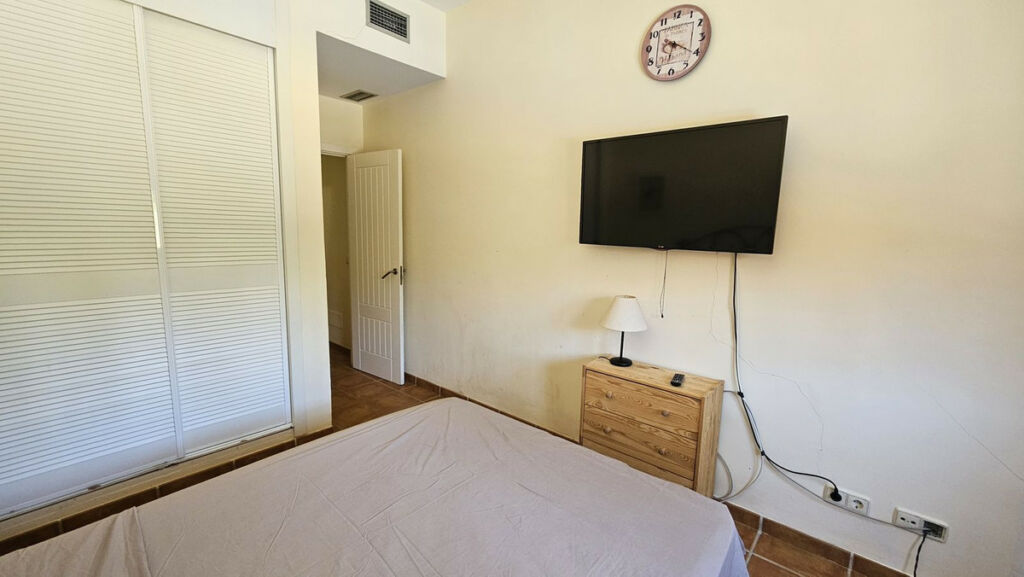Middle Floor Apartment Estepona Málaga - image 24
