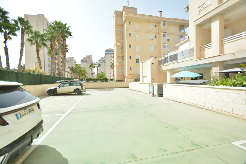 Middle Floor Apartment Guardamar del Segura Alicante - image 25