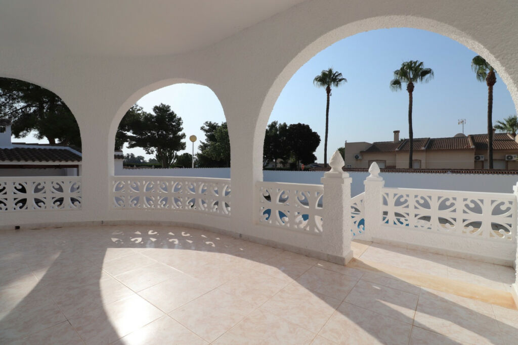 Detached Villa Dona Pepa Alicante - image 25