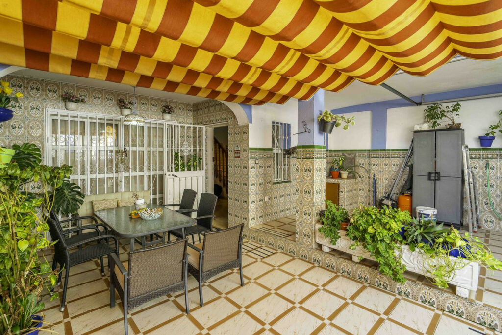 Townhouse Las Lagunas Málaga - image 25