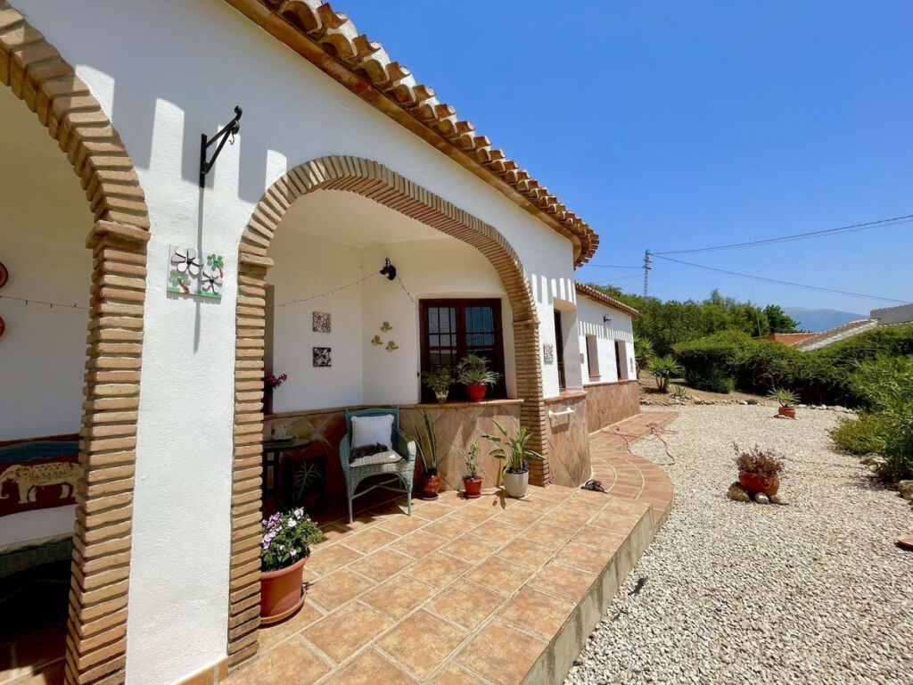 Detached Villa Periana Málaga - image 25