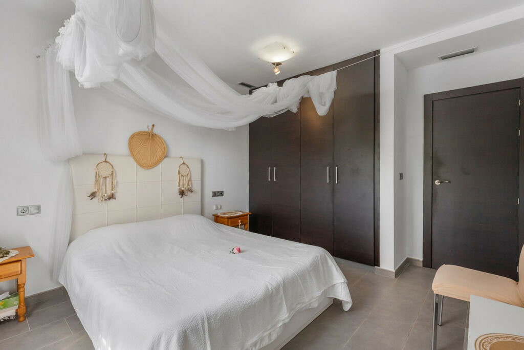 Ground Floor Apartment La Mata Alicante - image 26