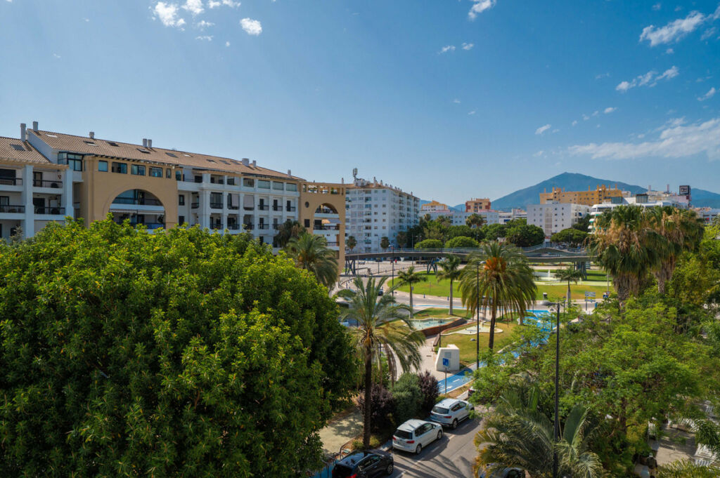 Penthouse San Pedro de Alcántara Málaga - image 25