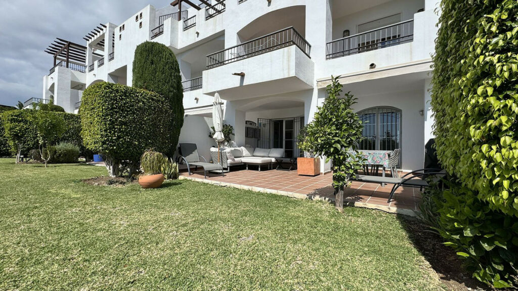 Ground Floor Apartment Los Arqueros Málaga - image 25