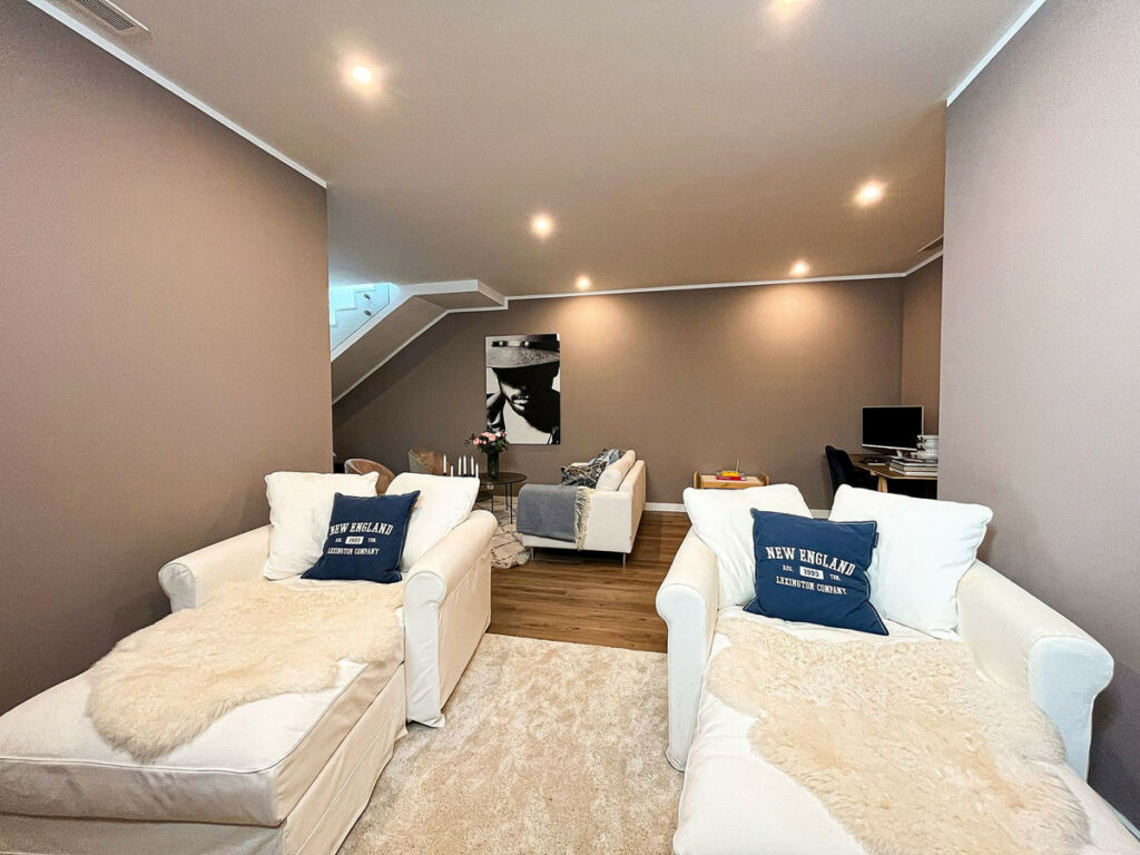 Semi-Detached House Cabopino Málaga - image 25