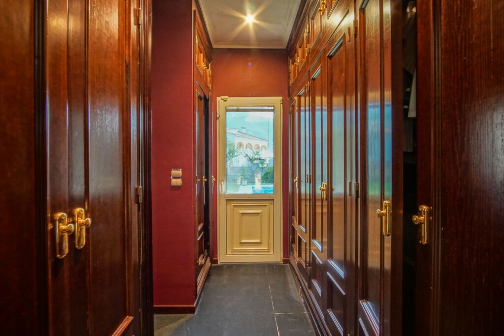 Detached Villa Denia Alicante - image 25