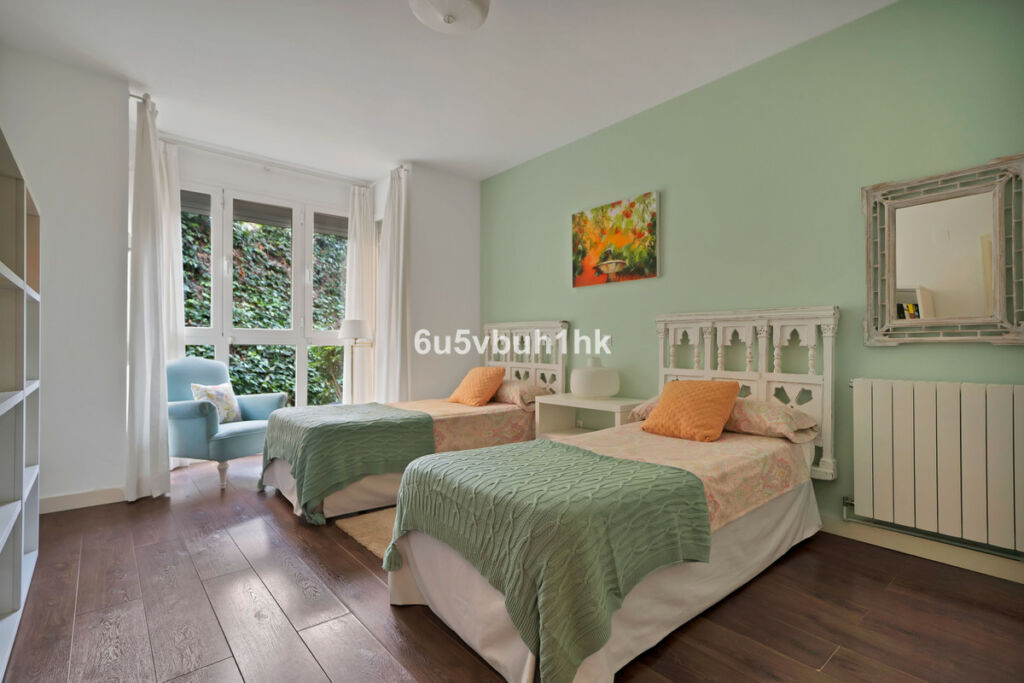 Ground Floor Apartment Nagüeles Málaga - image 30