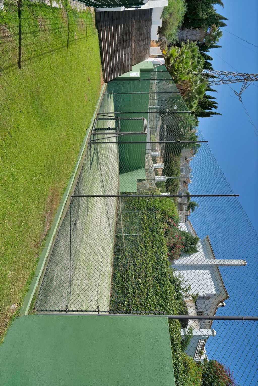 Townhouse El Paraiso Málaga - image 25