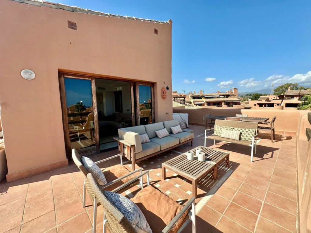 Penthouse Estepona Málaga - image 25
