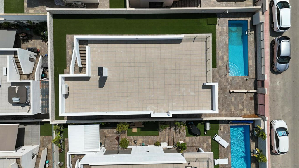 Detached Villa Villamartin Alicante - image 26