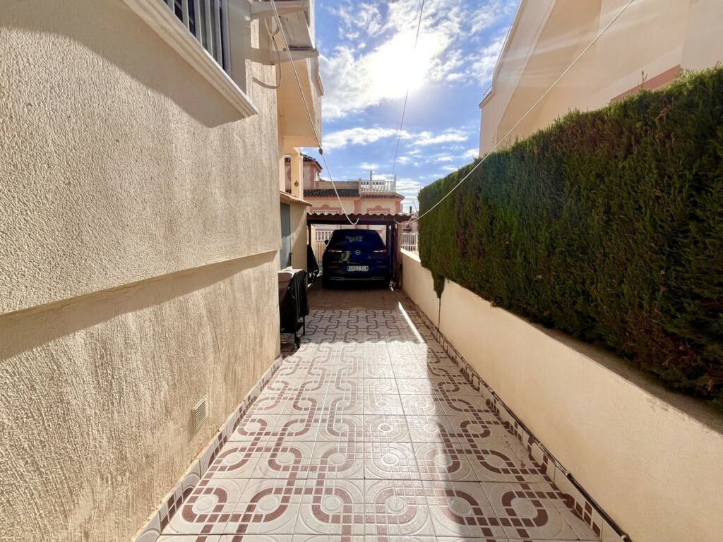 Ground Floor Apartment Playa Flamenca Alicante - image 25