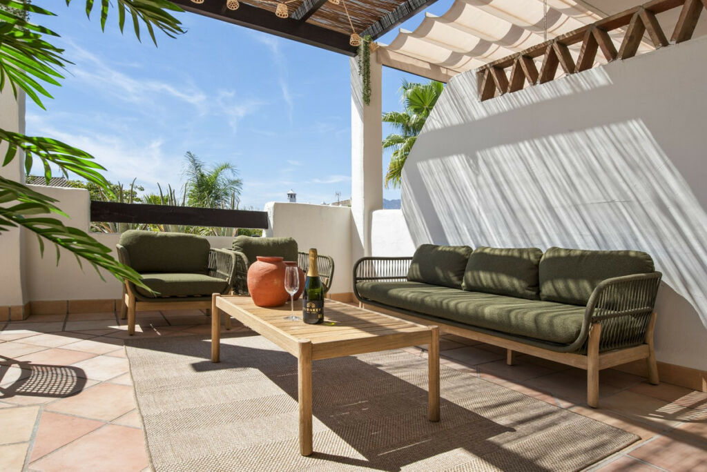 Middle Floor Apartment Estepona Málaga - image 25