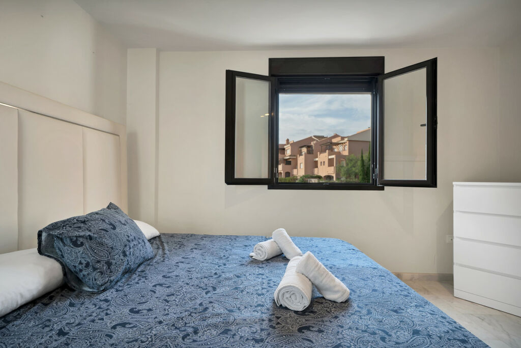 Detached Villa Riviera del Sol Málaga - image 25
