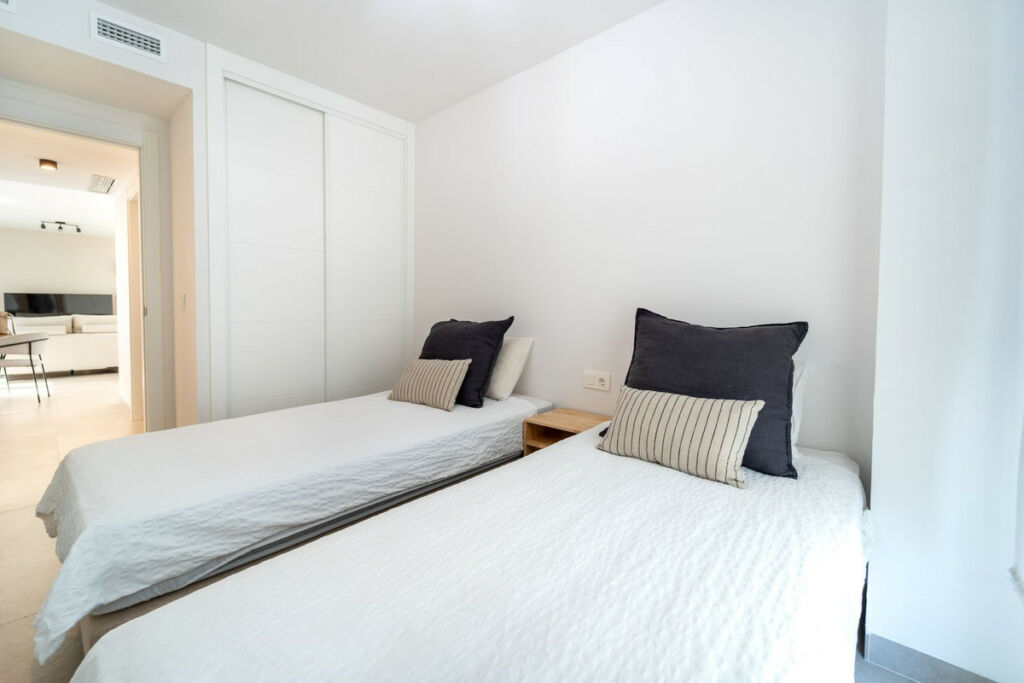 Middle Floor Apartment Fuengirola Málaga - image 25