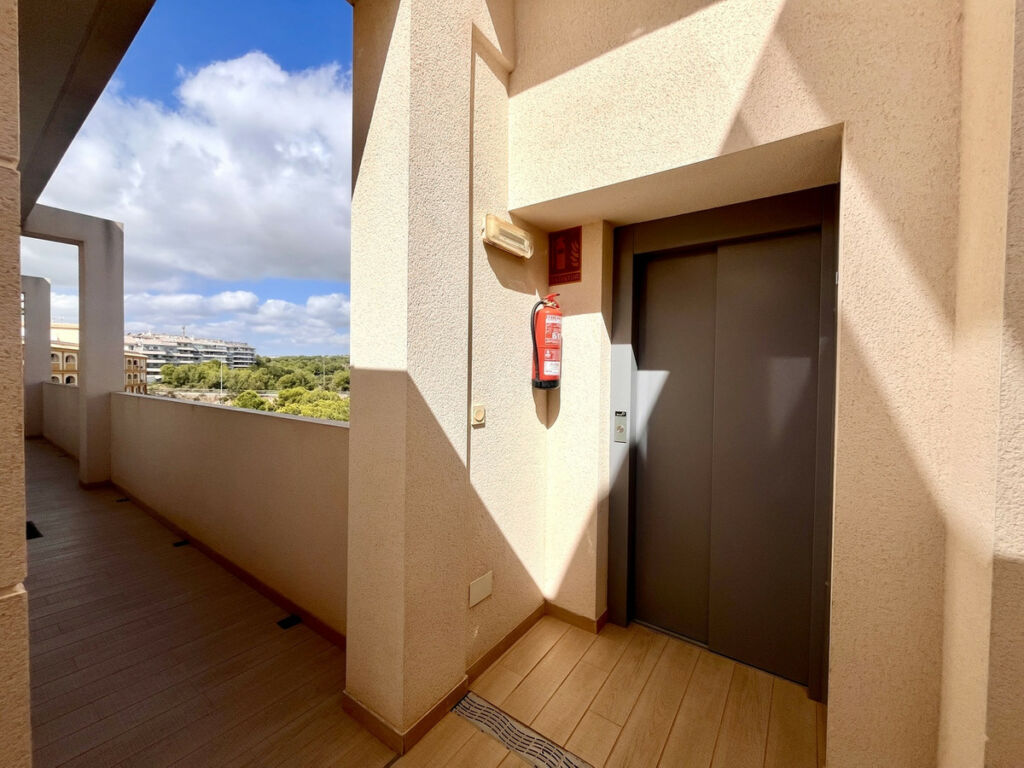 Penthouse Los Dolses Alicante - image 26