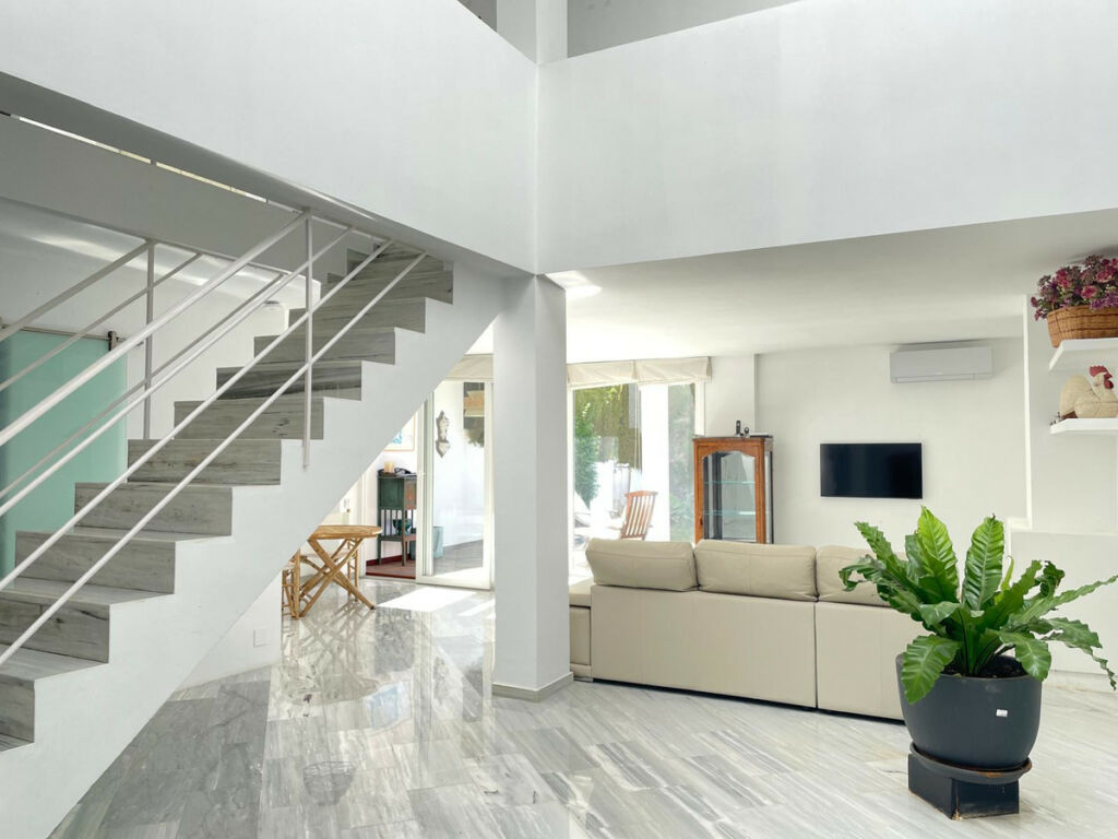 Townhouse Estepona Málaga - image 25