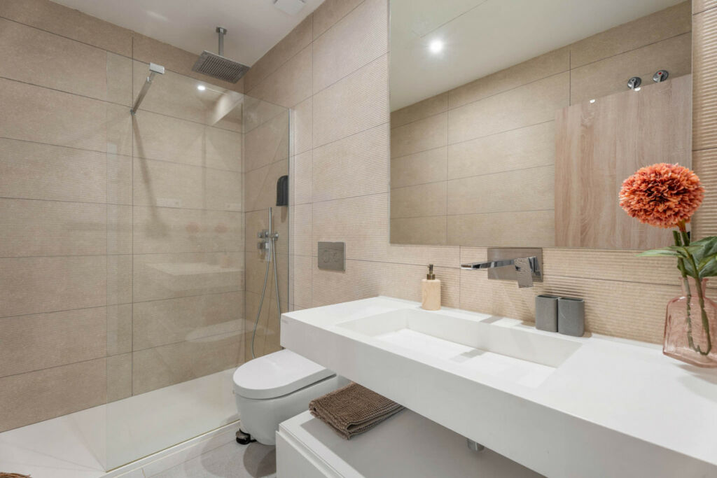 Penthouse Duplex Artola Málaga - image 25