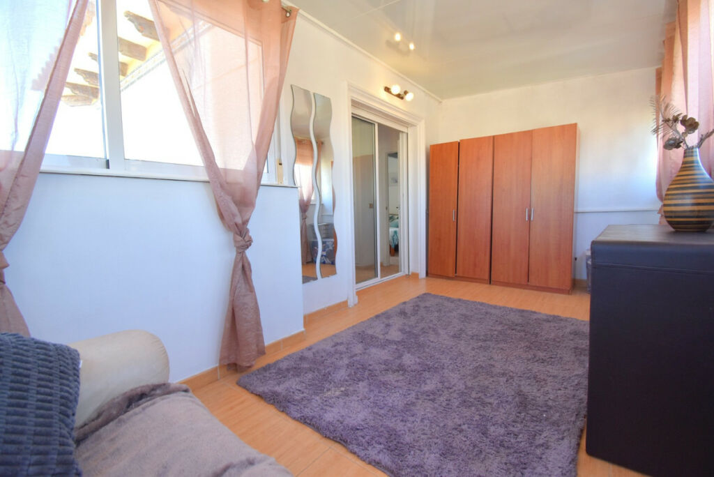 Detached Villa Playa Flamenca Alicante - image 25
