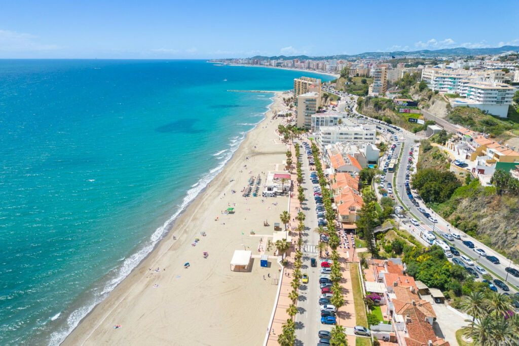 Penthouse Fuengirola Málaga - image 25