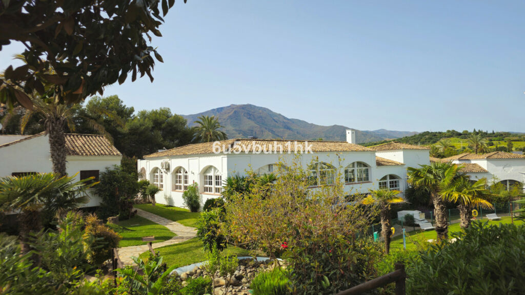 Townhouse Estepona Málaga - image 25