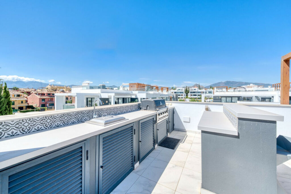 Penthouse Estepona Málaga - image 25