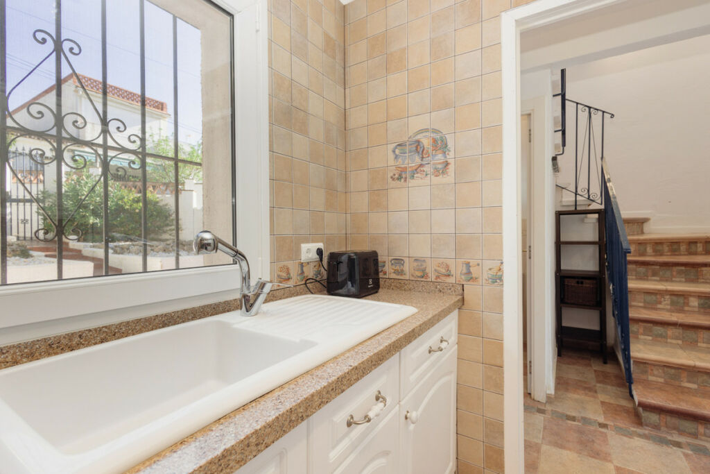 Semi-Detached House Costabella Málaga - image 25