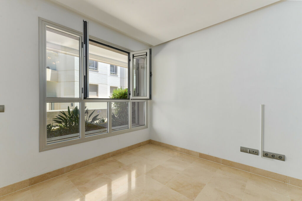 Ground Floor Apartment San Pedro de Alcántara Málaga - image 10