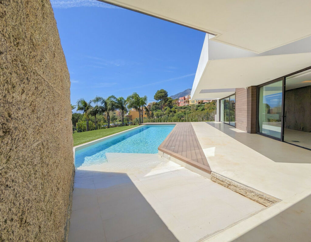 Detached Villa Benalmadena Málaga - image 25