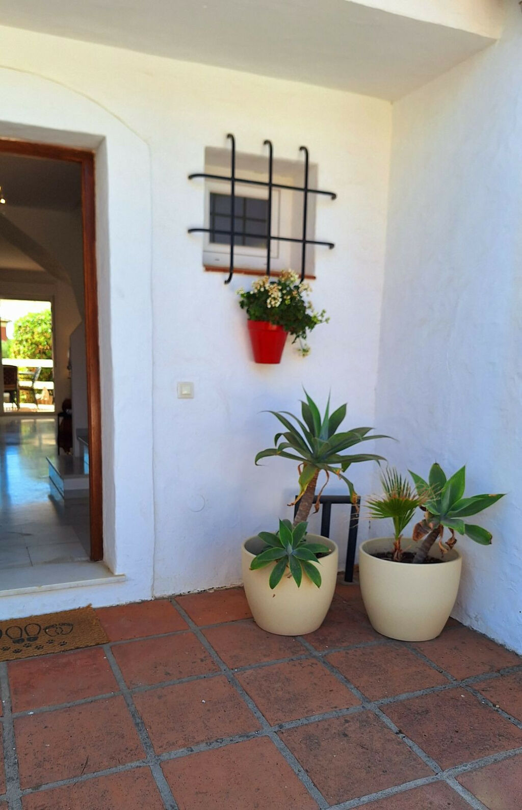 Townhouse La Duquesa Málaga - image 25