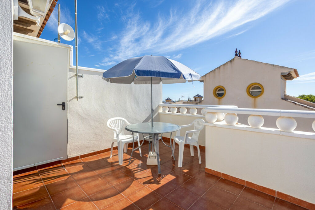 Semi-Detached House Playa Golf Alicante - image 25
