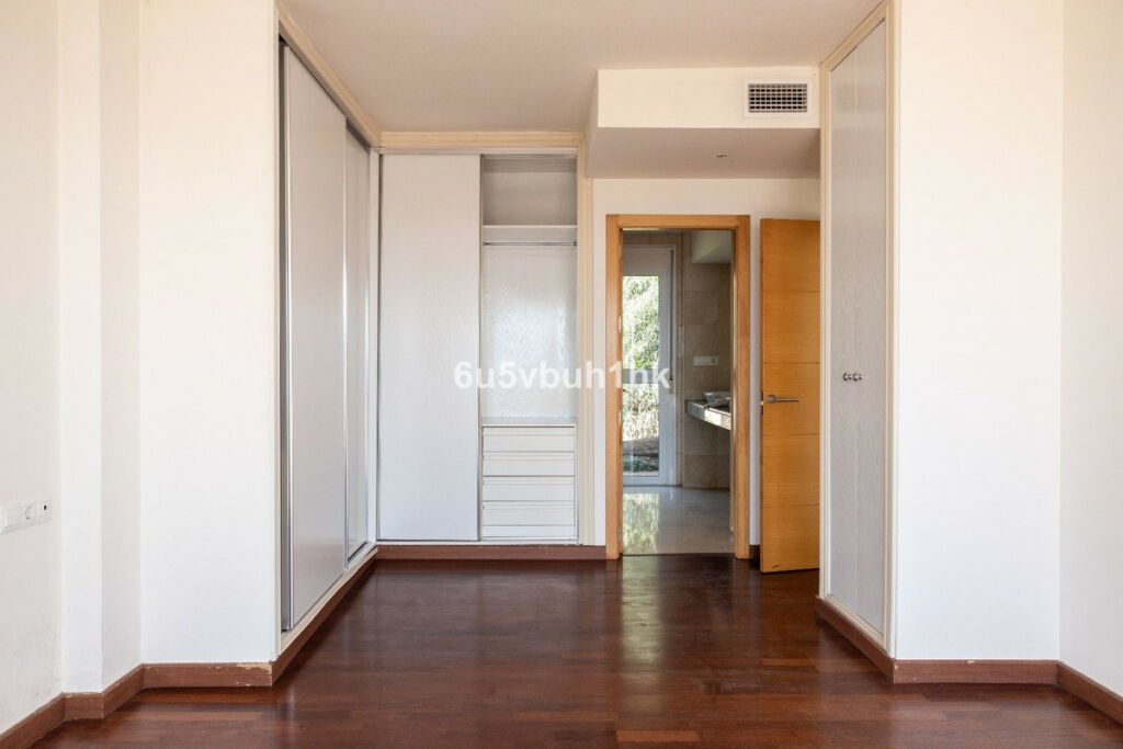 Detached Villa Benalmadena Málaga - image 25