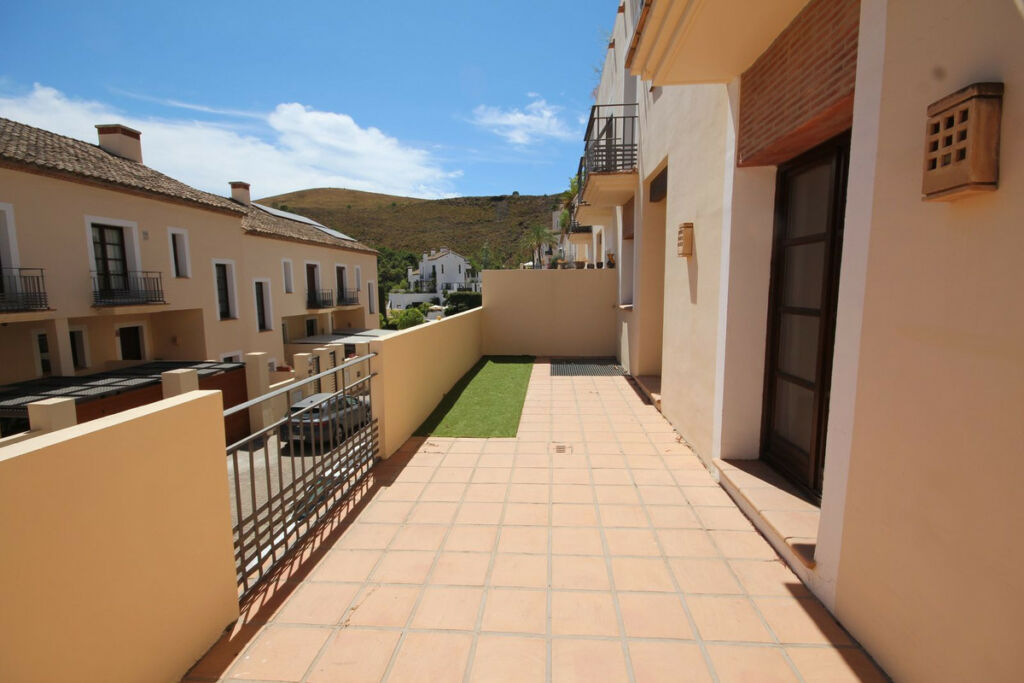 Semi-Detached House Benahavís Málaga - image 25
