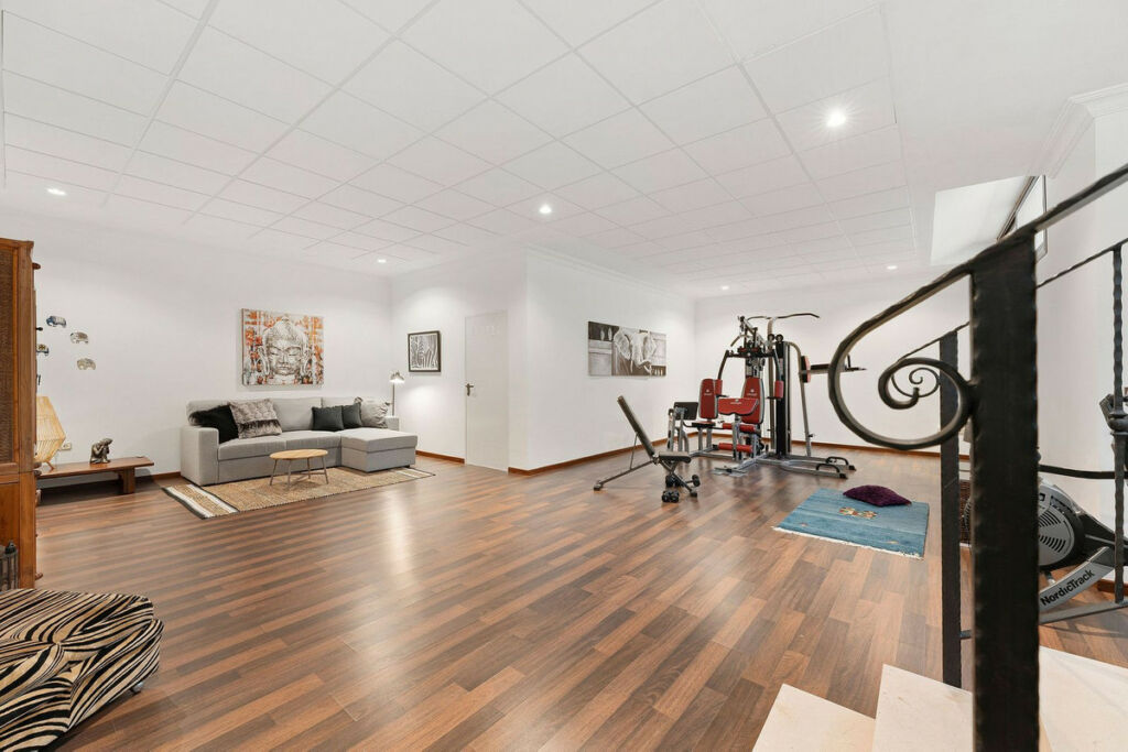 Detached Villa San Pedro de Alcántara Málaga - image 25