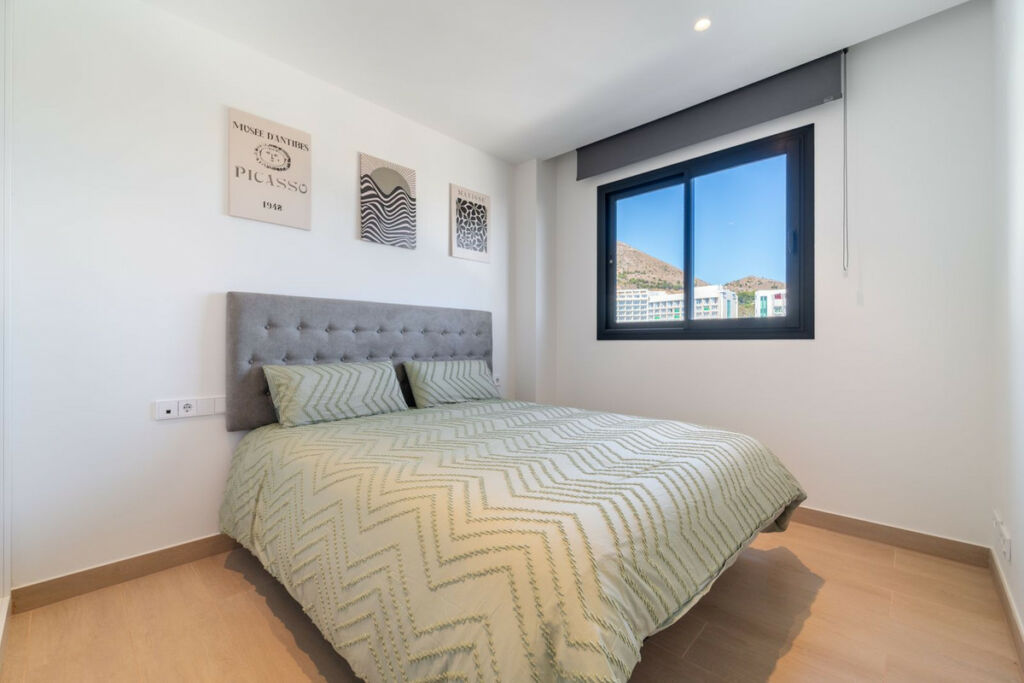 Middle Floor Apartment Benalmadena Málaga - image 25