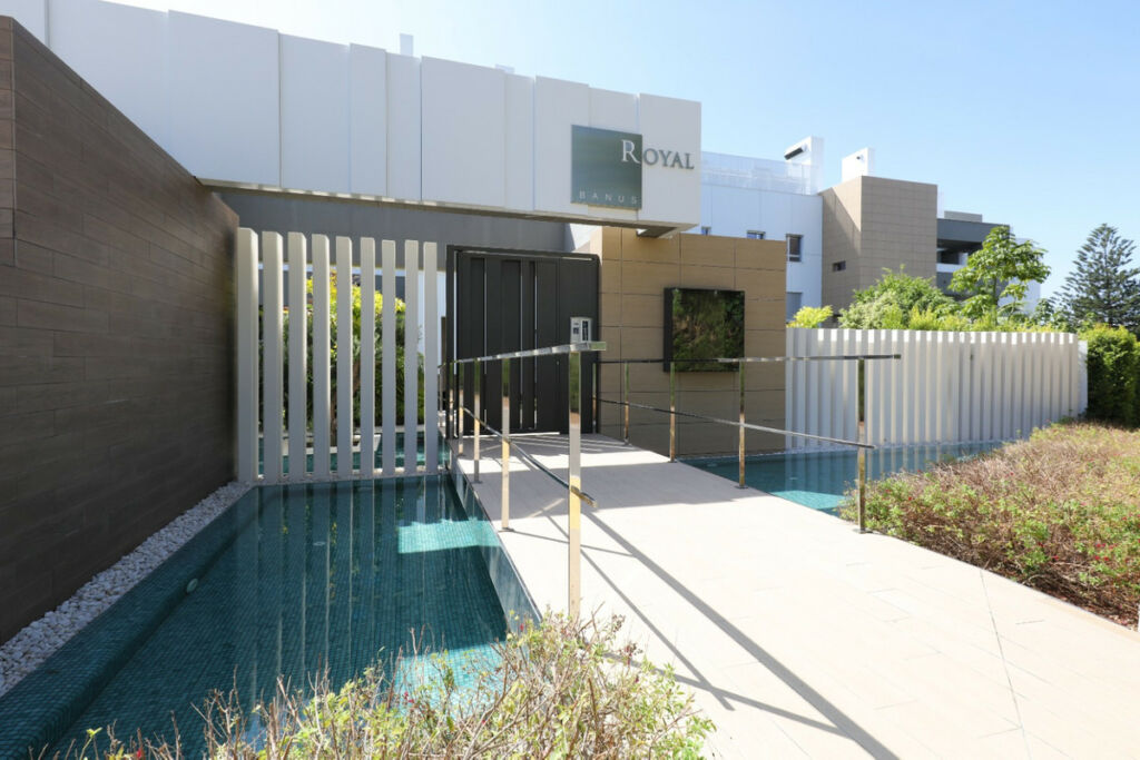 Penthouse Nueva Andalucía Málaga - image 26