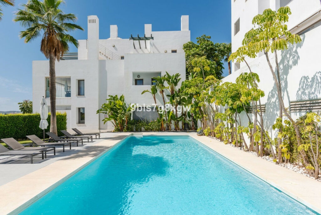 Middle Floor Apartment Casares Playa Málaga - image 24