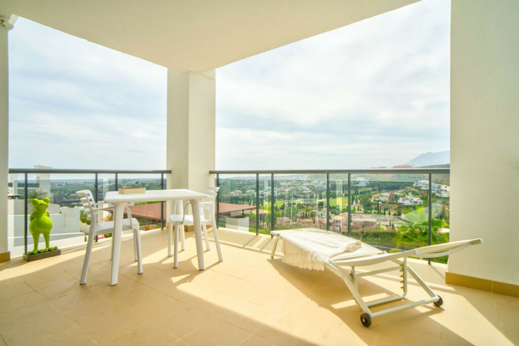 Middle Floor Apartment Benahavís Málaga - image 26
