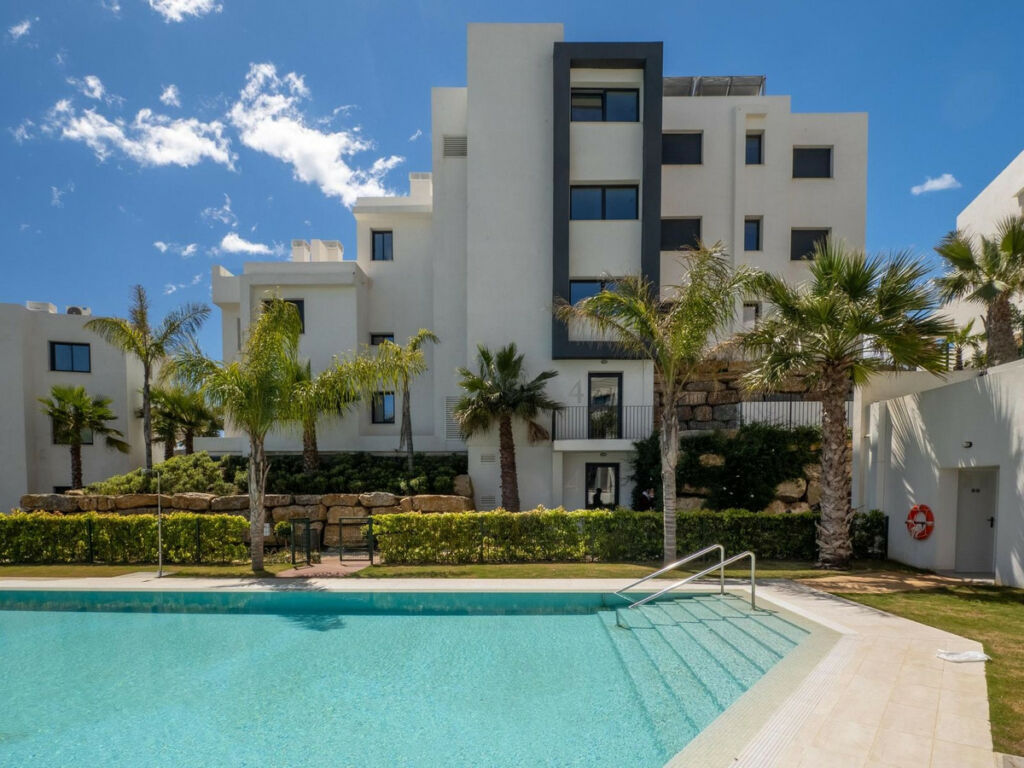Ground Floor Apartment Estepona Málaga - image 26