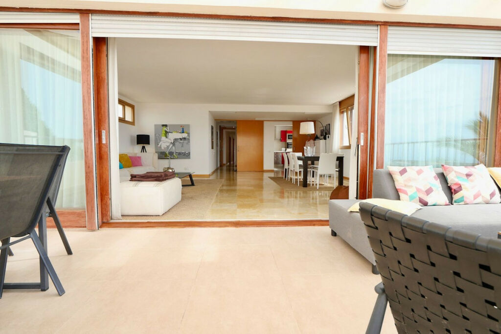 Penthouse Altos de los Monteros Málaga - image 26