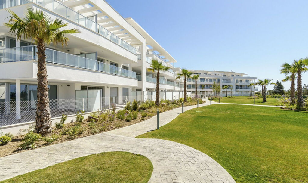 Middle Floor Apartment El Chaparral Málaga - image 26