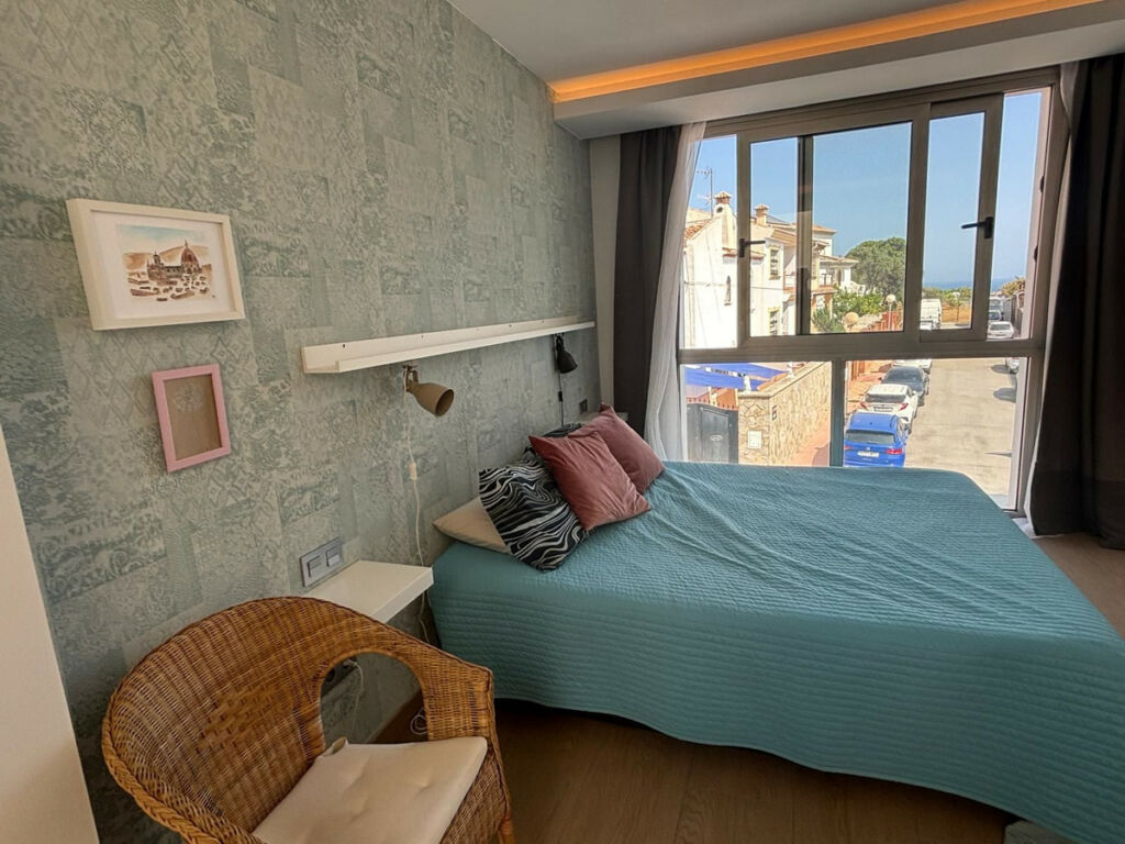 Detached Villa Los Pacos Málaga - image 26