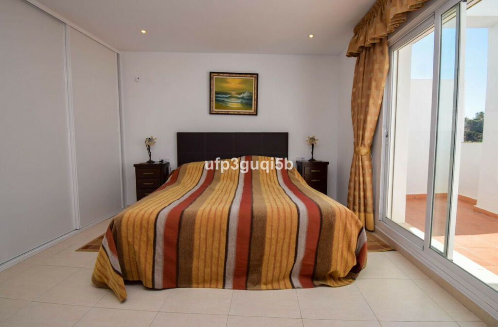 Top Floor Apartment Torrequebrada Málaga - image 26