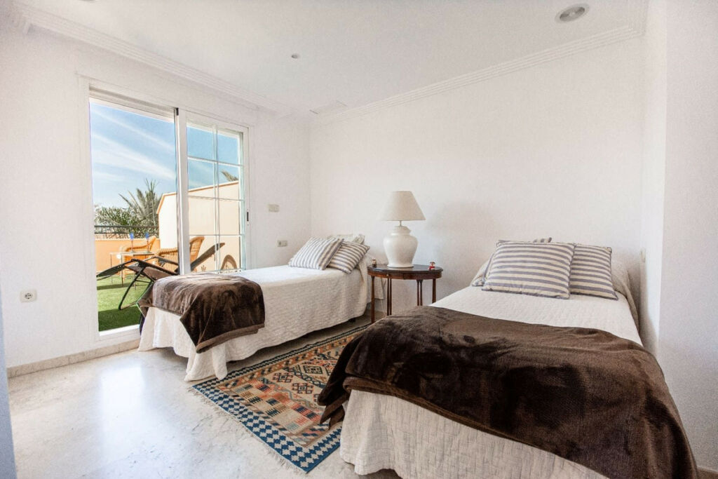 Top Floor Apartment Marbella Málaga - image 26